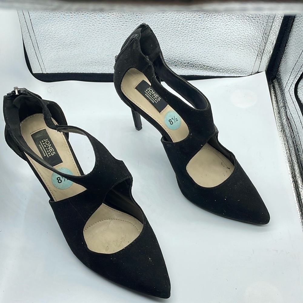 Jones New York signature black heels size 8.5